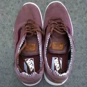Vans Ultracush STYLE 112 PRO  Size 9 1/2 (USED)